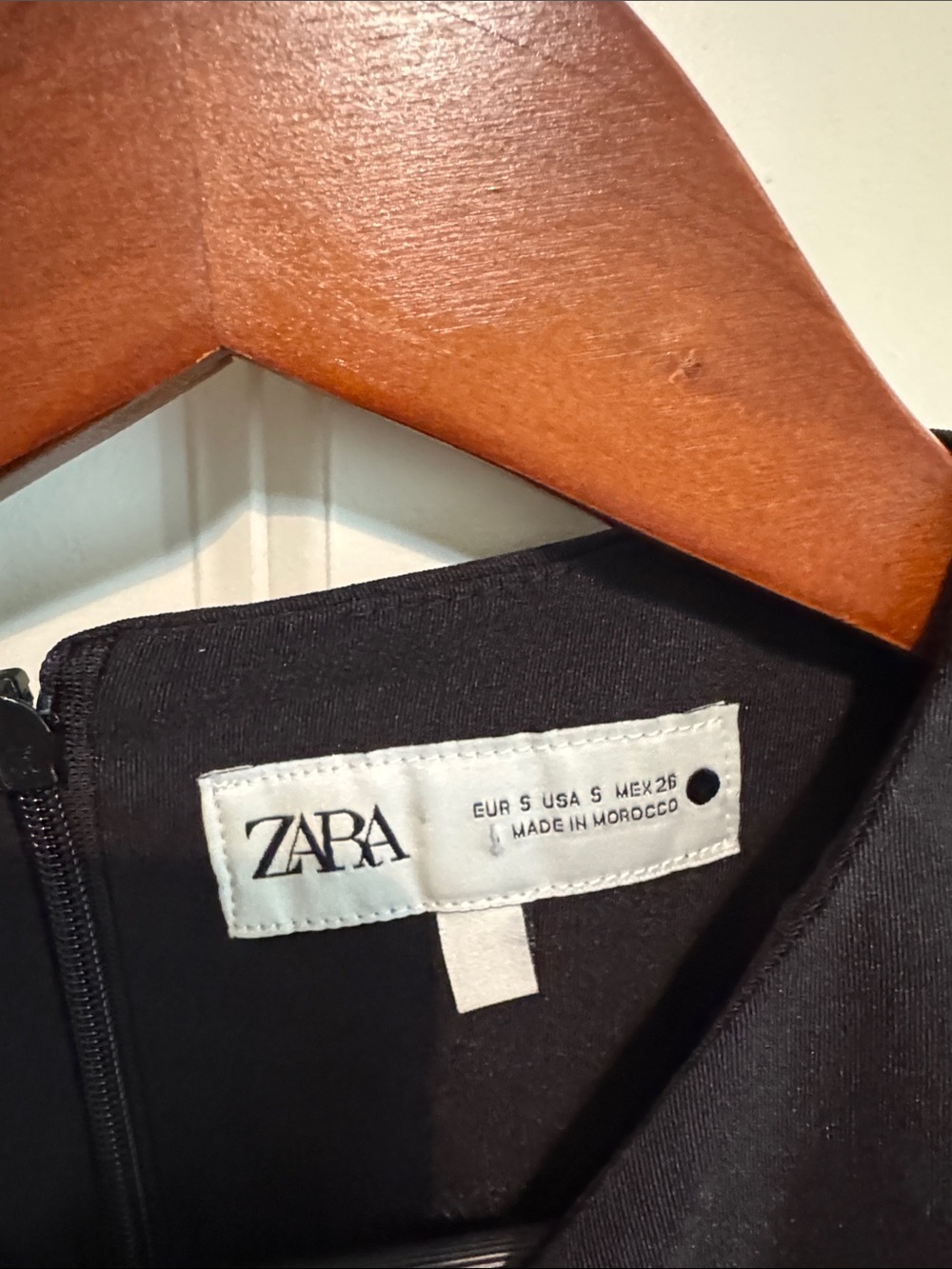 Zara Black Asymmetrical one sleeve Twist-Detail Maxi Dress small - Picture 3 of 6